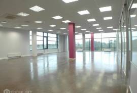 Commercial property in Riga city for rent 1.696€