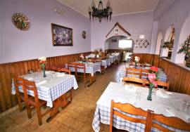 Villa and Restaurant in Rogil, Aljezur