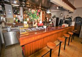 Villa and Restaurant in Rogil, Aljezur