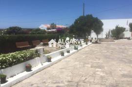 SAGRES - INVESTMENT OPPORTUNITY near the beach