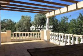 Charming  6 bed villa overlooking the countryside