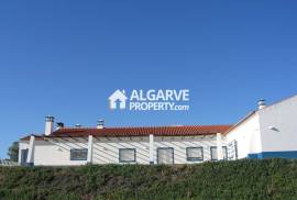 BEJA - Certified AERODROME AND EXCELLENT HOUSING within a 29 hec piece of land in Southern Portugal (Alentejo)