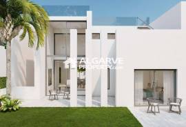Modern 3-Bedroom Villa in Vilamoura, Algarve – Steps away from Marina & Beach