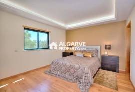 Olhão - 4 bed villa near all amenities and restaurants in town