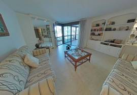 Spectacular 165 m2 apartment on the seafront and frontal views of the Levante beach in Salou (Costa Daurada)