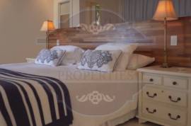 Beatiful Farm  with 14 suites ( 5 houses ) in Brazil ( Paraty-RJ)