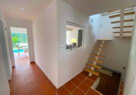 HOUSE T4 IN LAGOA DE ÓBIDOS