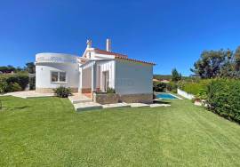 HOUSE T4 IN LAGOA DE ÓBIDOS