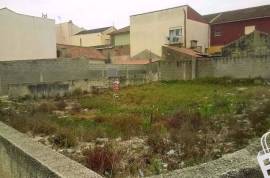 LOCATION: PRAIA DA VIEIRA----Land for const. height - Land for urban construction with an area of 352 m2, 100 m from the beach