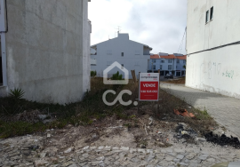 For sale plot of land in Nazaré for construction of apartments.