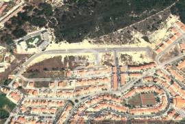 Allotment consisting of 20 lots multifamily housing in Nazaré