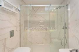 T3 Apartment in Tagus Bay