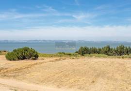 T3 Apartment in Tagus Bay