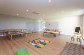 T3 Apartment in Tagus Bay