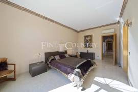 Guia/Albufeira - 4-Bedroom luxury villa, hilltop location