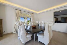 Guia/Albufeira - 4-Bedroom luxury villa, hilltop location