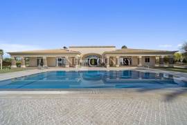 Guia/Albufeira - 4-Bedroom luxury villa, hilltop location