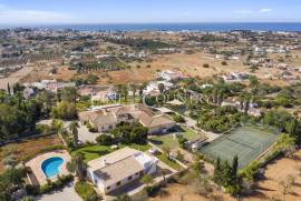 Guia/Albufeira - 4-Bedroom luxury villa, hilltop location