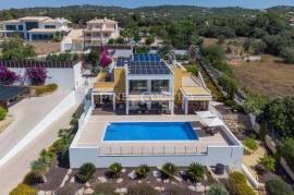 Loulé - Outstanding 5(+2)-Bedroom Villa with pool in São Clemente