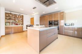 Loulé - Outstanding 5(+2)-Bedroom Villa with pool in São Clemente