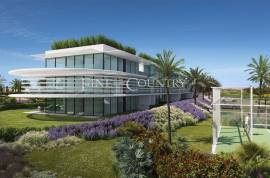 Vilamoura – 3-Bedroom penthouse duplex apartment with roof top terrace and private pool