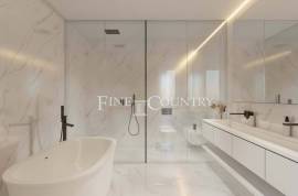 Vilamoura – 3-Bedroom penthouse duplex apartment with roof top terrace and private pool