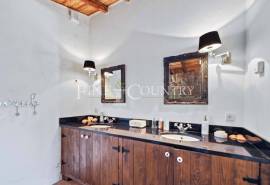 Carvoeiro/Caramujeira - Classic Elegance Reimagined: 1950s Villa Near Praia da Marinha Carvoeiro/Caramujeira - Classic Elegance Reimagined: 1950s Villa Near Praia da Marinha