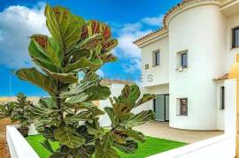 Terraced house in Amarilla Golf, Golf Del Sur