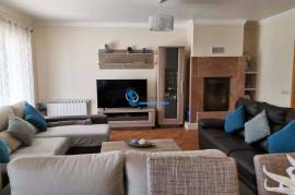 House T3 + 1 with pool and garage located in Brejos / Albufeira for sale