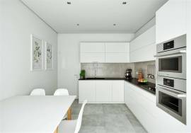 SOLD---2 BEDROOM APARTMENT NEW GATED COMMUNITY IN FUNCHAL