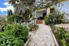 4 +1 Bedroom house for sale in Albufeira