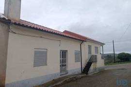 Casa T2 em Bragança de 108,00 m²