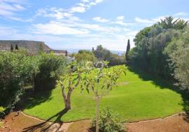 Exceptionally Unique  property with sea views  plus Contemporary 130m2 Annex