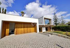 Exceptionally Unique  property with sea views  plus Contemporary 130m2 Annex