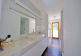 Exceptionally Unique  property with sea views  plus Contemporary 130m2 Annex