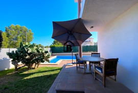Fantastic villa with seaviews, private pool and garden in Les Tres Cales - Ametlla de Mar (Costa Daurada)