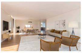 NEW 4 BEDROOM PENTHOUSE APARTMENT WITH POOL IN THE CENTER OF FUNCHAL