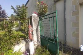 Detached Country House with Garden