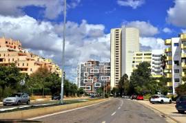 Building with three independent fractions