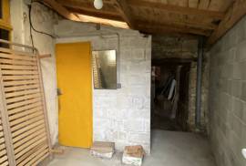 Stone Cottage to Renovate, Ideal Holiday Home