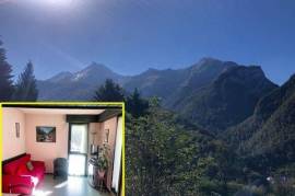 Studio with exceptional view of the Pyrenees