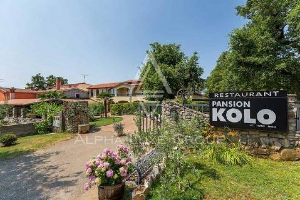 Attractive Hotel and guesthouse, Istria, Novigrad