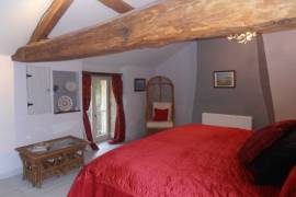 €299900 - Beautiful Detached 4 Bedroomed Stone Property
