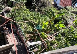 2 Villas with Old Grocery Store