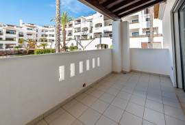 3 Bed Top Floor Apartment at Porto de Mós
