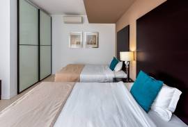 3 Bed Top Floor Apartment at Porto de Mós