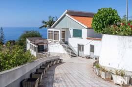 6 bedroom villa in Estreito da Calheta