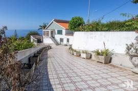 6 bedroom villa in Estreito da Calheta