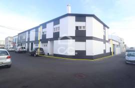 4 Bedroom Villa - São Pedro - Ponta Delgada
