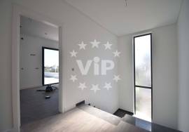 ALBUFEIRA- NEW SEMI-DETACHED 3 BEDROOM HOUSE